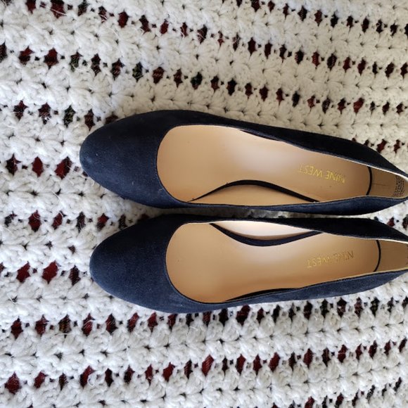 Nine West Navy Blue Suede Mid heel shoe - Picture 6 of 6